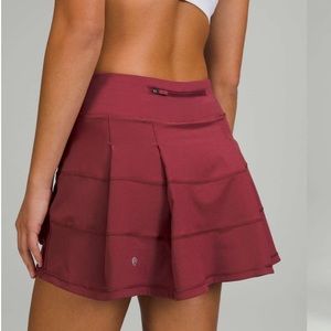 Lululemon Pace Rival Skirt (Regular) *4-way Stretch 13"
Chianti